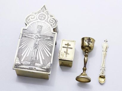 Rare nécessaire de voyage eucharistique en...