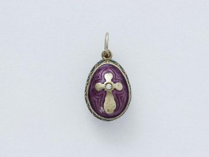 Pendentif en vermeil 925 millièmes retenant...