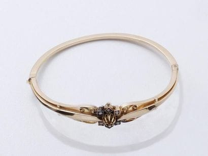 Bracelet jonc ouvrant en or 750 millièmes,...
