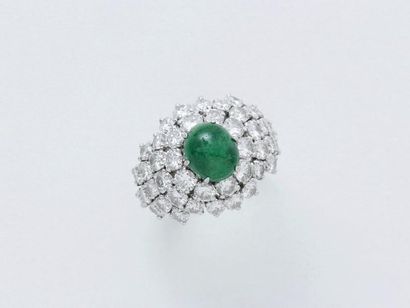 Bague dôme en platine 850 millièmes ornée...