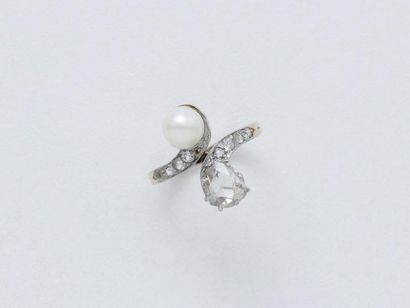 Bague toi et moi en or 750 et platine 850...