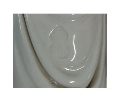 CHINE Vers 1900

GUANYIN en porcelaine blanc...