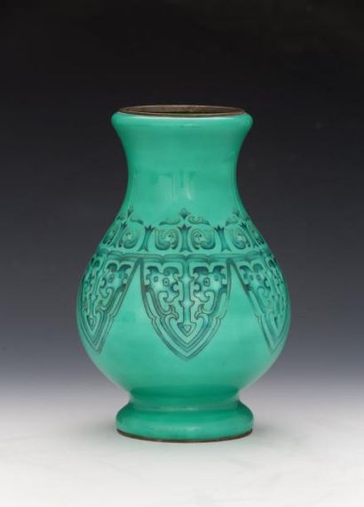 JAPON XXème Siècle

VASE de forme balustre...