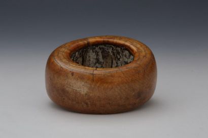 IGBO NIGERIA - Important bracelet en ivoire...