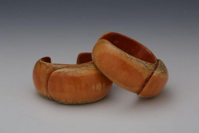 BAMILEKE CAMEROUN - Paire de bracelets 