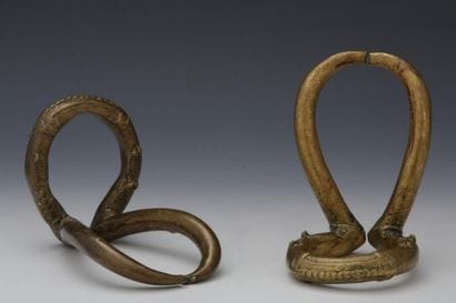 KENGA	TCHAD - Paire de manchettes en bronze...