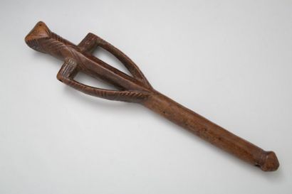 MOSSI BURKINA FASO - Ancienne flûte anthropomorphe...