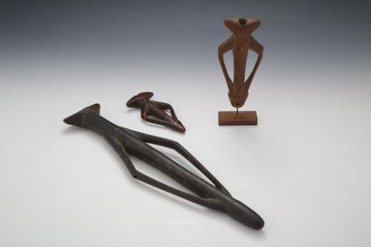 MOSSI	BURKINA FASO - Lot de 3 sifflets anthropomorphes

Belles...