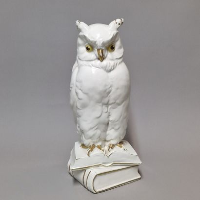 STATUETTE DE HIBOU, Probablement Allemagne,...