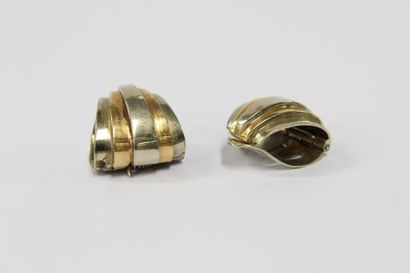 PAIRE DE CLIPS D'OREILLE modernistes 

Circa...