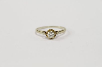 BAGUE SOLITAIRE Début XXème en or jaune et...