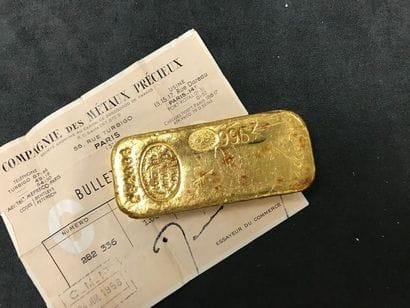 1 LINGOT D'OR n° 282336

Poids or. 995.7...
