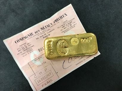 1 LINGOT D'OR n° 794228

Poids or. 996.8...