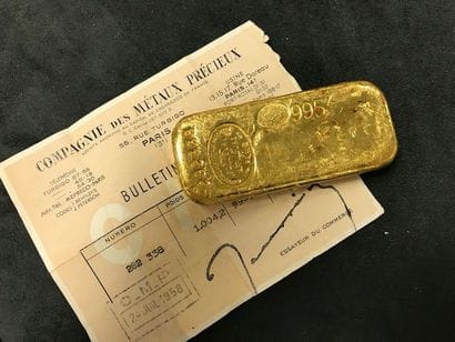 1 LINGOT D'OR n° 282338

Poids or. 995.7...