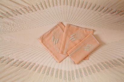 NOEL PARIS - GRANDE NAPPE OVALE ET SES 16...