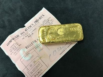 1 LINGOT D'OR n° 794227

Poids or. 996.8...