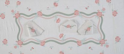 NAPPE ET SES 10 SERVIETTES en fil d'Epoque...