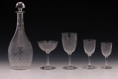 BACCARAT MODELE GRAIN DE RIZ (créé en 1931)...