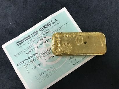 1 LINGOT D'OR n° 169281

Poids or. 995.6...