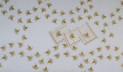 NOEL Paris - GRANDE NAPPE ET SES 12 SERVIETTES...