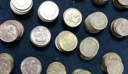 LOT DE 100 pièces en or 20 Francs

Marianne

P....