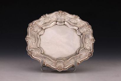 SUITE DE 6 ASSIETTES A PAIN EN ARGENT 800...