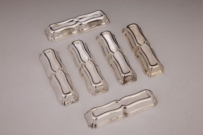 UDNER - SUITE DE 18 PORTE-COUTEAUX en métal...
