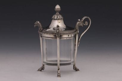 MOUTARDIER TRIPODE en argent d'Epoque Empire...