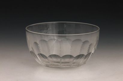BACCARAT (Attribué à) - 14 COUPELLES (rince-doigts)...
