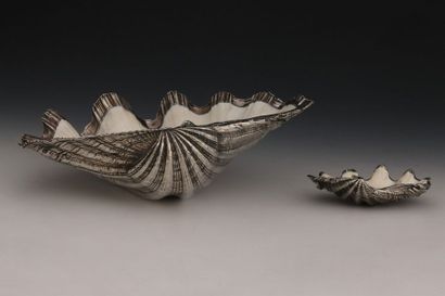 2 COQUILLAGES doublés d'une feuille d'argent...