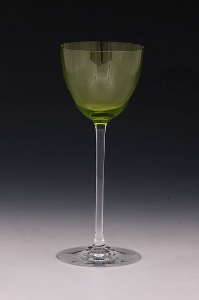 BACCARAT MODELE PERFECTION - 9 VERRES A VIN...