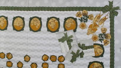 BEAUVILLE - NAPPE RECTANGULAIRE ET SES 8...
