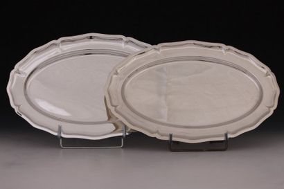 CHRISTOFLE - PAIRE DE PLATS ovales à bord...
