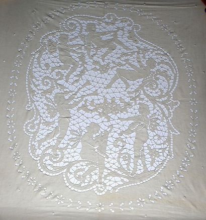 NAPPE en lin écru d'Epoque 1900 à décor en...