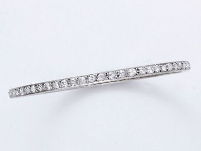 Bracelet jonc en platine 850 millièmes habillé...