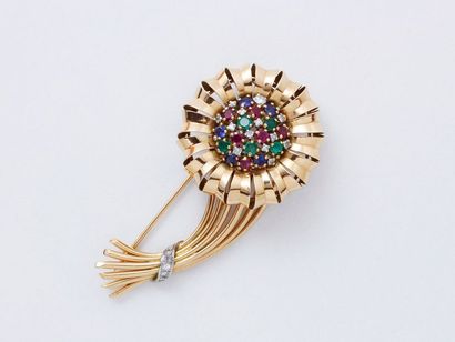 Broche clip en or 750 millièmes ajouré, stylisant...