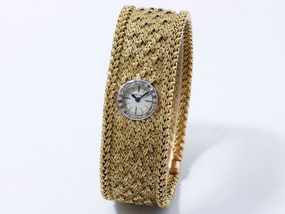 CARTIER

Montre-bijou de dame en or 750 et...