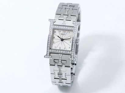 HERMÈS ''HEURE H''

Montre bracelet de dame...