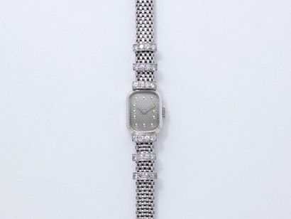 BOUCHERON PARIS

Montre bracelet de dame...
