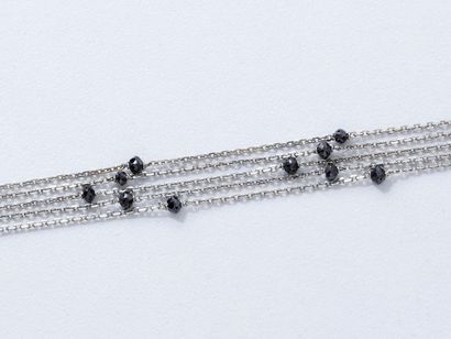 Bracelet en or gris 750 millièmes, composé...