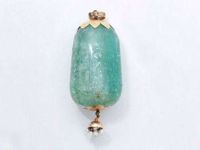 Pendentif en or 750 Millièmes et métal, orné...