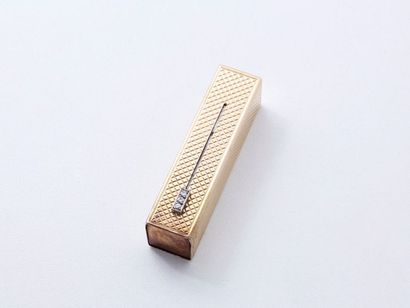 REGNER

Etui à rouge à lèvres en or 750 millièmes,...