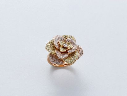 Bague en or rose 750 millièmes stylisant...