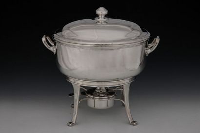 GRANDE COCOTTE ET SON RÉCHAUD en métal argenté...