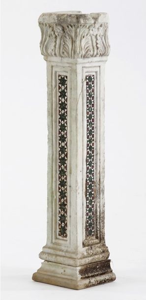 BALUSTRE (élément d'architecture) 

Ancien...