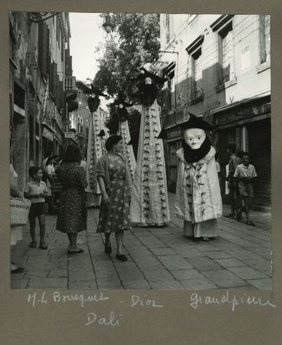 ALBUM SOUVENIR DU BAL BESTEGUI au Palais...