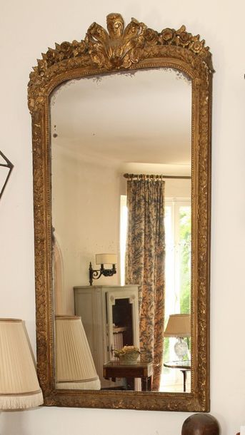 IMPORTANT MIROIR 

Composé d'éléments du...