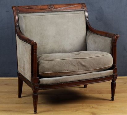 LARGE BERGÈRE À DOSSIER RENVERSÉ 

Epoque...