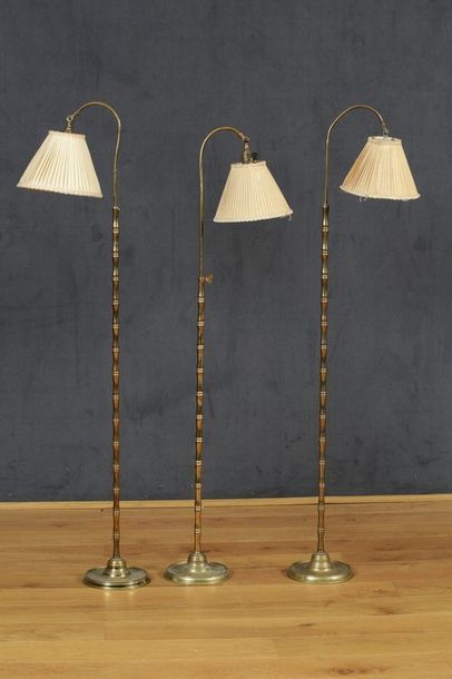 SUITE DE 3 LAMPADAIRES à hauteur réglable...