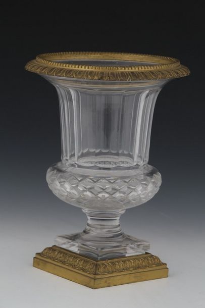 VASE MEDICIS 

Style Charles X - XIXème/XXème...